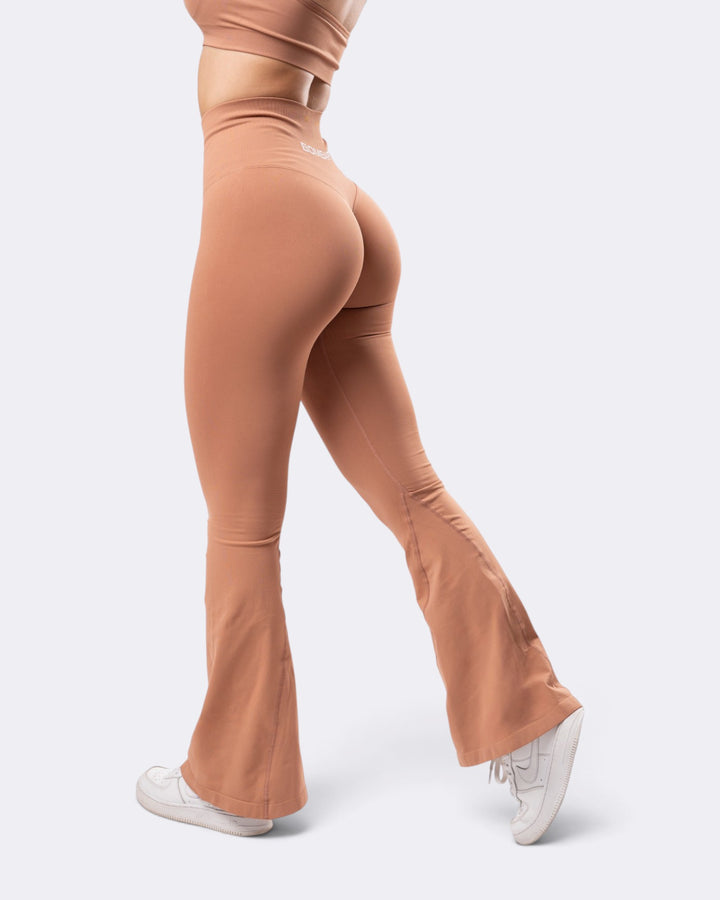 Leggings Oasis Flare Push Up Seamless - Mocha Mousse