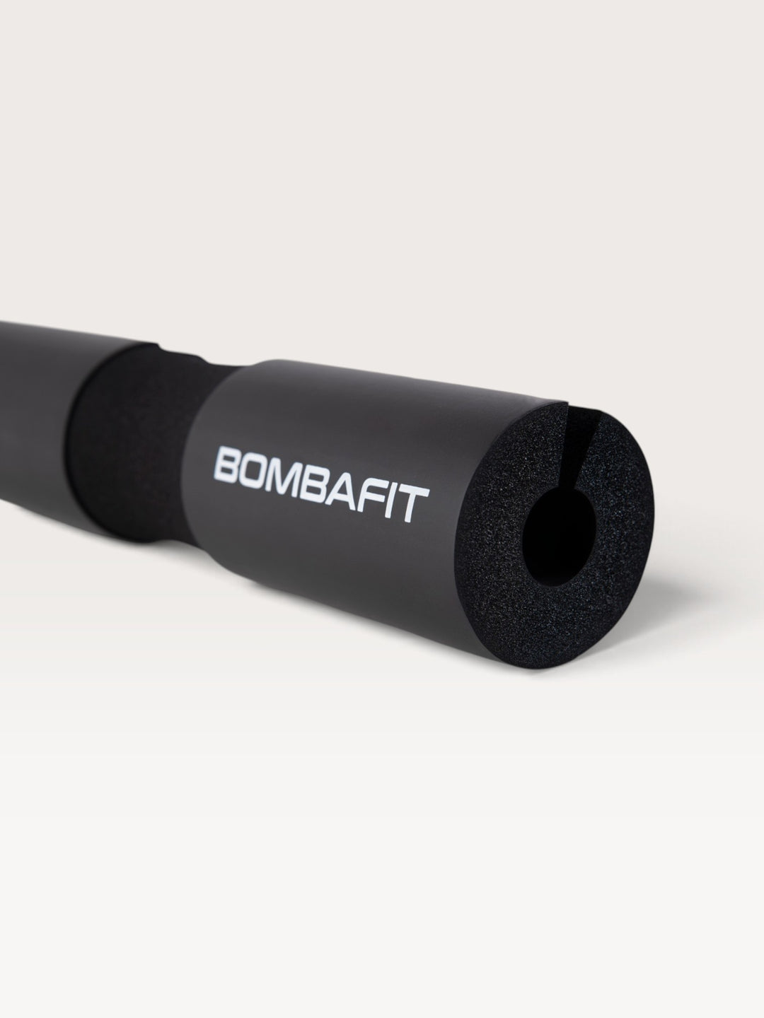 Bilanciere imbottito Bombafit nero in schiuma densa per sollevamento pesi e squat