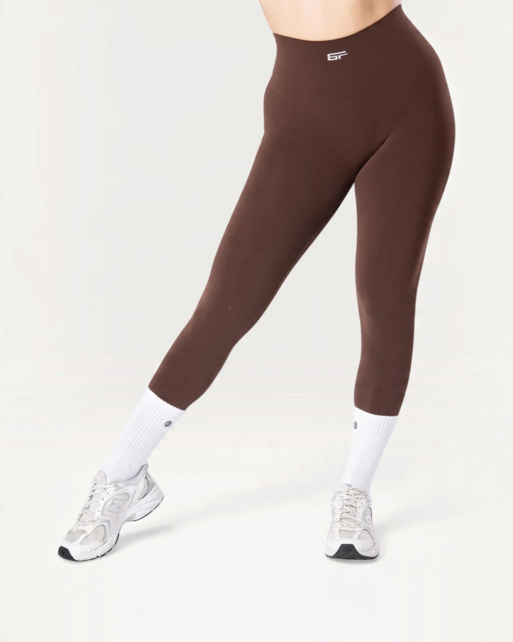 Leggings Bombafit Arya Seamless marroni a vita alta con effetto push-up e tessuto traspirante SENSIL Innergy