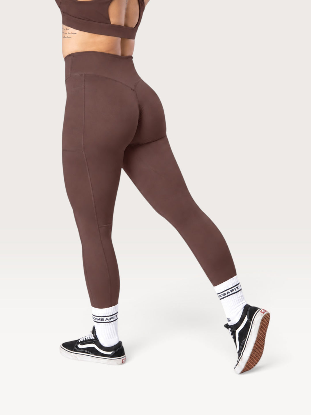 Leggings Bombafit Sense marroni a vita alta con effetto push-up, tasche laterali e tessuto elasticizzato